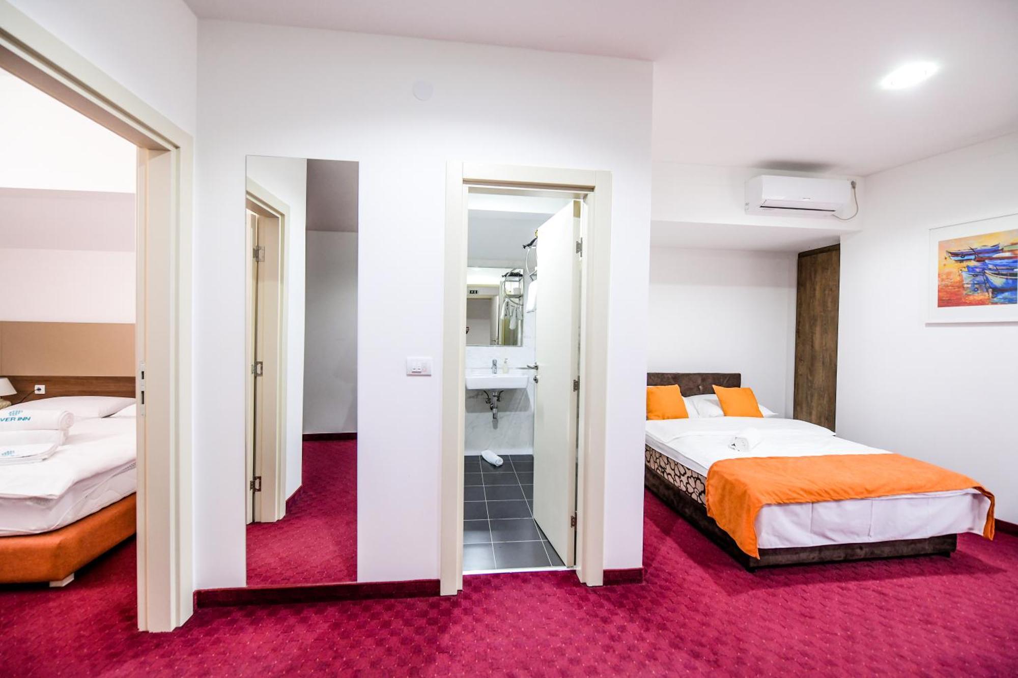 River Inn Stari Banovci Dış mekan fotoğraf